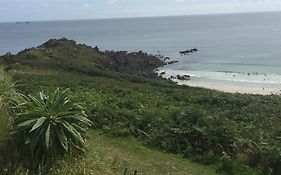 19 Headlands Cottage