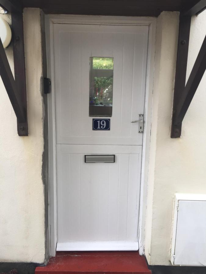 19 Headlands Cottage Coverack Exterior photo